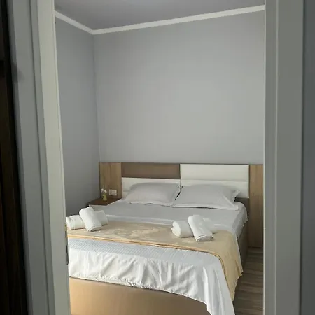 Apartment L&r Nest *