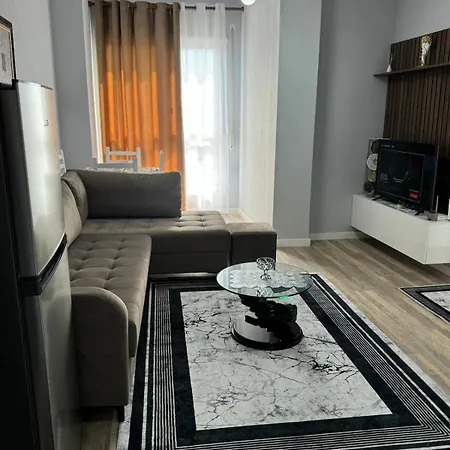 L&r Nest Apartment